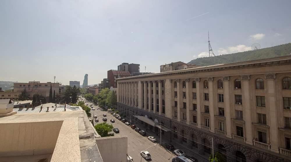 Hotel Type Rooms On Avenue Melikishvili, City Center ティビリシ エクステリア 写真
