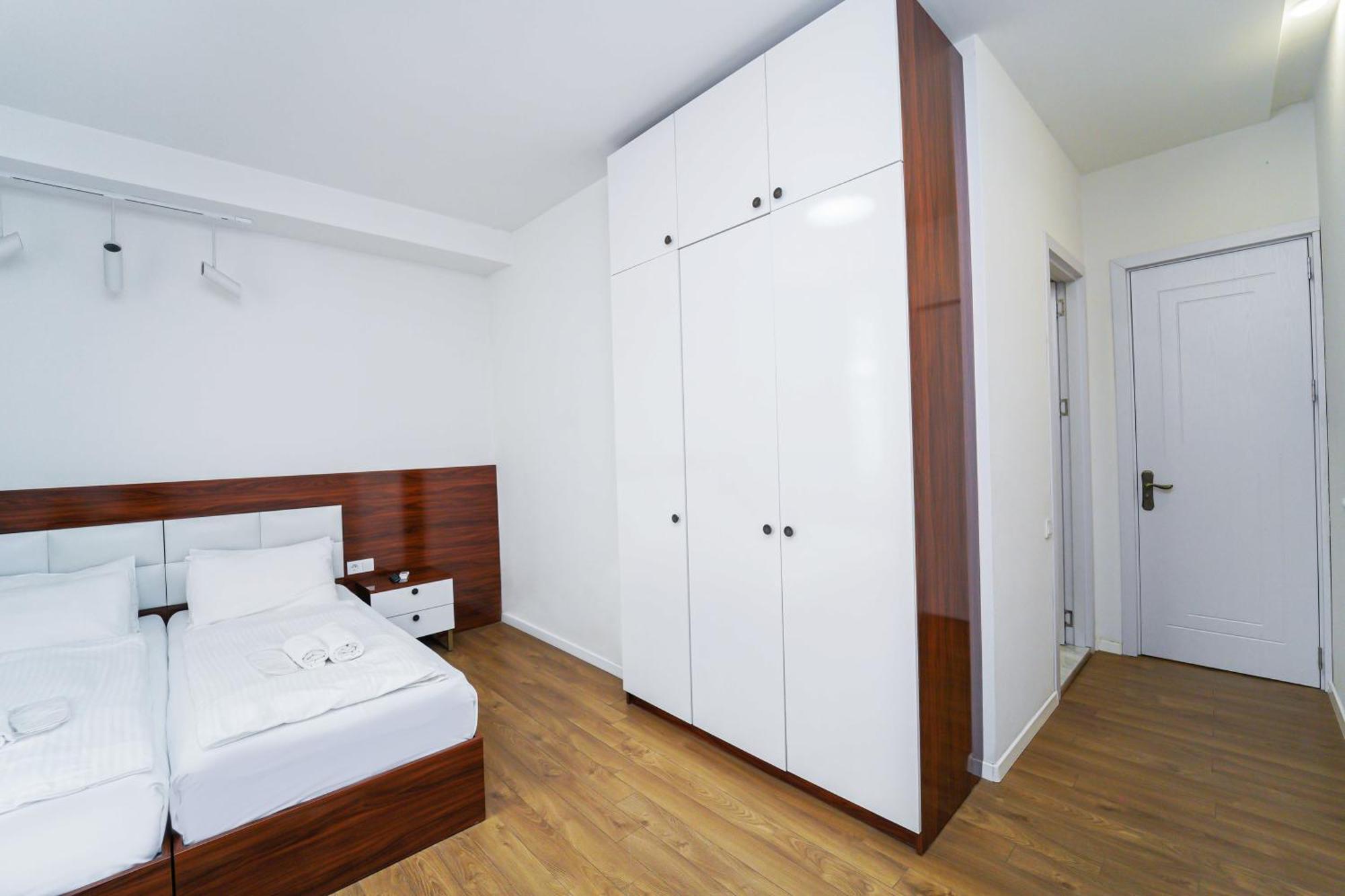Hotel Type Rooms On Avenue Melikishvili, City Center ティビリシ エクステリア 写真