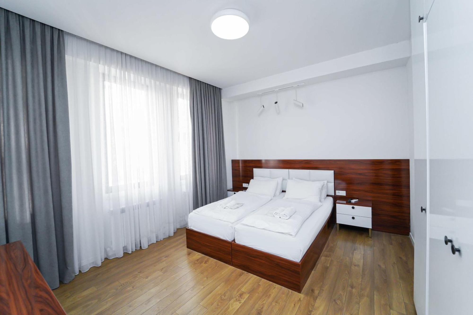 Hotel Type Rooms On Avenue Melikishvili, City Center ティビリシ エクステリア 写真